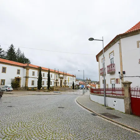 Gouveia Vintage House *